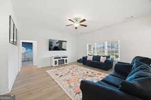 715 Medway Pt, Ellabell, GA 31308 - Photo 7