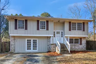 1626 Pinebrook Dr, Griffin, GA 30224 - Photo 1