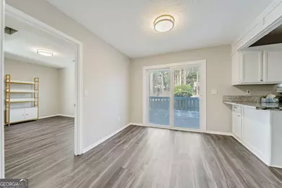 1069 Ashwood Circle, Lawrenceville, GA 30046 - Photo 7