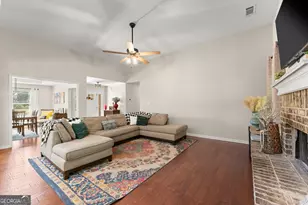 494 Katherine Dr, Jefferson, GA 30549 - Photo 5