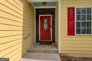 155 Hidden Falls Dr, Hull, GA 30646 - Photo 3