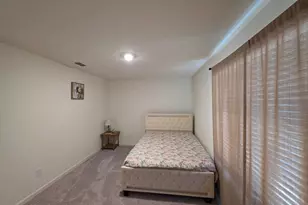 125 N Chesapeake Bay Dr, Locust Grove, GA 30248 - Photo 17