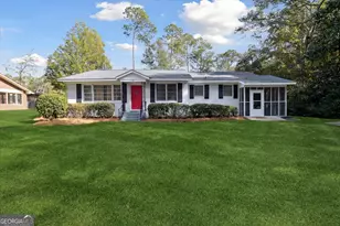 706 N Main St, Statesboro, GA 30458 - Photo 1