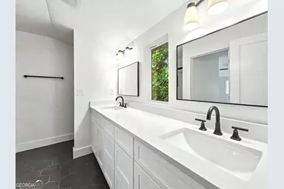 113 Vanira Avenue SE, Atlanta, GA 30315 - Photo 17