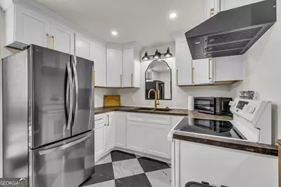 2223 E Derenne Avenue, Savannah, GA 31406 - Photo 57
