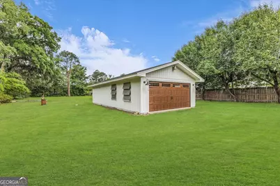 2223 E Derenne Avenue, Savannah, GA 31406 - Photo 69