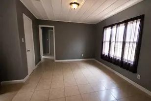 1014 Goff St, Tifton, GA 31794 - Photo 3