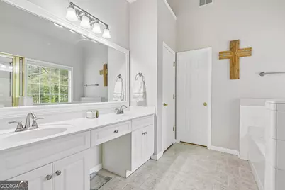 240 Crestwood, Tyrone, GA 30290 - Photo 19