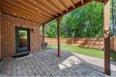7805 Highland Bluff, Sandy Springs, GA 30328 - Photo 37