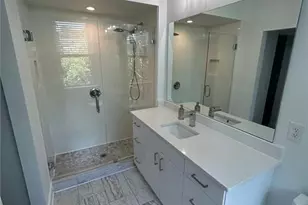 128 Peachtree Memorial Dr NW, Atlanta, GA 30309 - Photo 11
