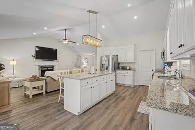 171 Goldshore Way, Statham, GA 30666 - Photo 7