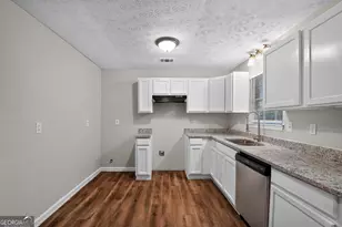 5881 Seam St, Lithonia, GA 30058 - Photo 11