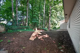 5881 Seam St, Lithonia, GA 30058 - Photo 31