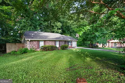 5881 Seam Street, Lithonia, GA 30058 - Photo 3