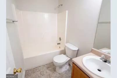 182 Livingston Lane, Covington, GA 30016 - Photo 17