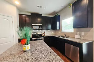 117 Thomaston St, Newnan, GA 30263 - Photo 17