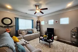 117 Thomaston St, Newnan, GA 30263 - Photo 9