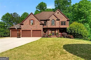 3744 Thunder Way NE, Marietta, GA 30066 - Photo 3