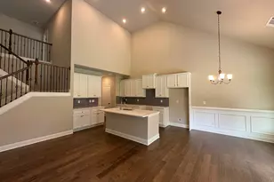 1036 Lakeviewe Oaks Ct, Grayson, GA 30017 - Photo 1