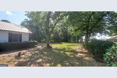 810 Laura Street, Glennville, GA 30427 - Photo 29