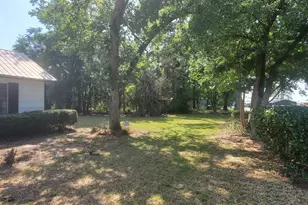 810 Laura St, Glennville, GA 30427 - Photo 29
