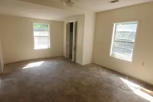 810 Laura St, Glennville, GA 30427 - Photo 15