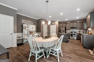 447 Brks Vlg Dr, Pendergrass, GA 30567 - Photo 13