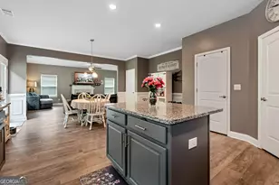 447 Brks Vlg Dr, Pendergrass, GA 30567 - Photo 17