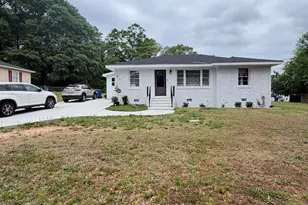 252 E 5th Ave, Winder, GA 30680 - Photo 1