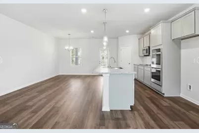 1555 Sungrown Way, McDonough, GA 30253 - Photo 3