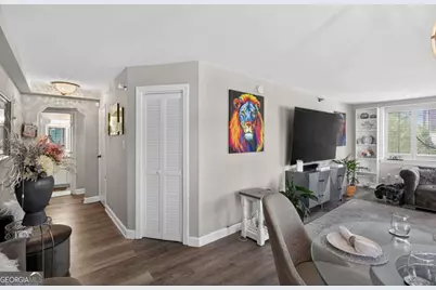 2479 Peachtree Road NE #214, Atlanta, GA 30305 - Photo 3