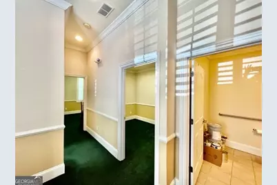 4652 Lawrenceville Highway NW #201, Lilburn, GA 30047 - Photo 3