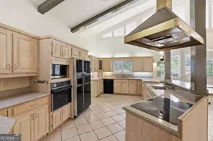 31 Addington Ct, Toccoa, GA 30577 - Photo 11
