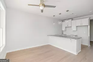 430 Dempsey Dr, Fayetteville, GA 30214 - Photo 5