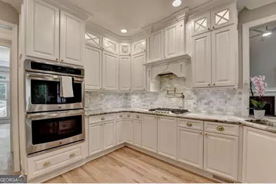 6032 Thunder Woods Trail, Sugar Hill, GA 30518 - Photo 21