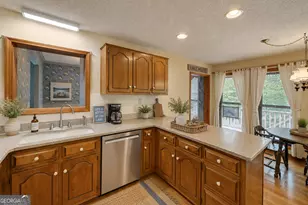 371 Shorewood Cir, Toccoa, GA 30577 - Photo 5
