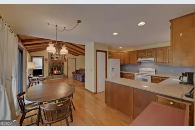 371 Shorewood Circle, Toccoa, GA 30577 - Photo 13