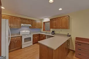 371 Shorewood Cir, Toccoa, GA 30577 - Photo 15