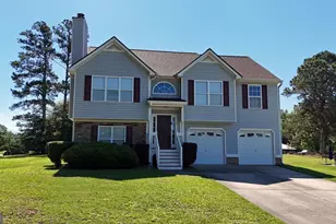 100 Hawthorn Dr, Carrollton, GA 30116 - Photo 1