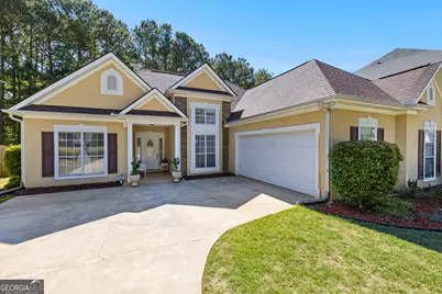 143 Oak Park Square, Newnan, GA 30265 - Photo 1