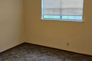 412 Vienna Cir, Fort Valley, GA 31030 - Photo 11