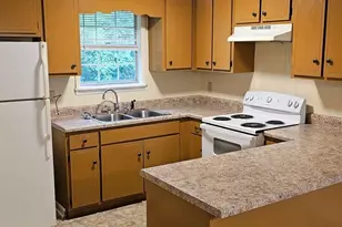412 Vienna Cir, Fort Valley, GA 31030 - Photo 3