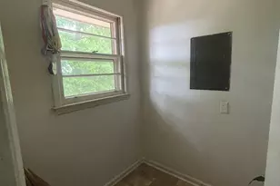 810 Stewart St, Carrollton, GA 30117 - Photo 5