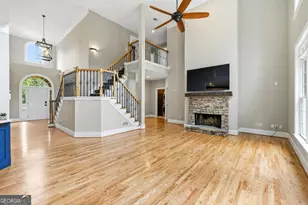 215 Lynwood Ct, Roswell, GA 30075 - Photo 11