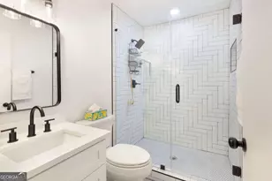 403 Tuxworth Cir, Decatur, GA 30033 - Photo 15