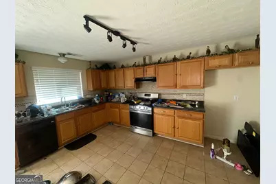 2063 Rolling Rock Court, Lithia Springs, GA 30122 - Photo 3