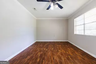 203 Magnolia Dr, Adel, GA 31620 - Photo 3