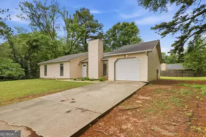 608 Crestmont Court, Jonesboro, GA 30238 - Photo 1