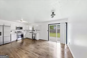 608 Crestmont Ct, Jonesboro, GA 30238 - Photo 5