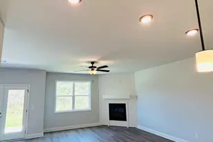 19 Crest Dr, Hartwell, GA 30643 - Photo 9